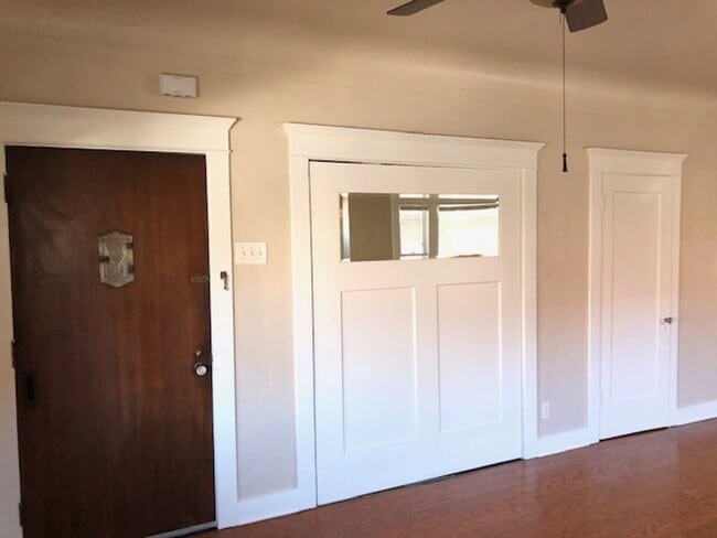 Photo - 1144 E Appleton St Unit APT 1