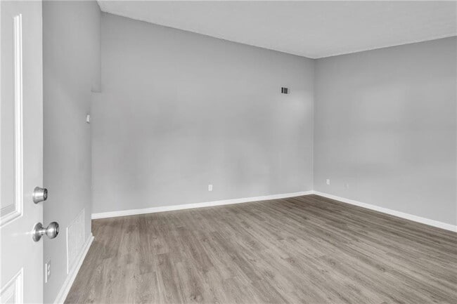 Photo - 8883 Homewood Dr