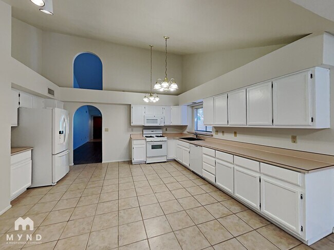 Photo - 10487 N Fairway Vista Ln House