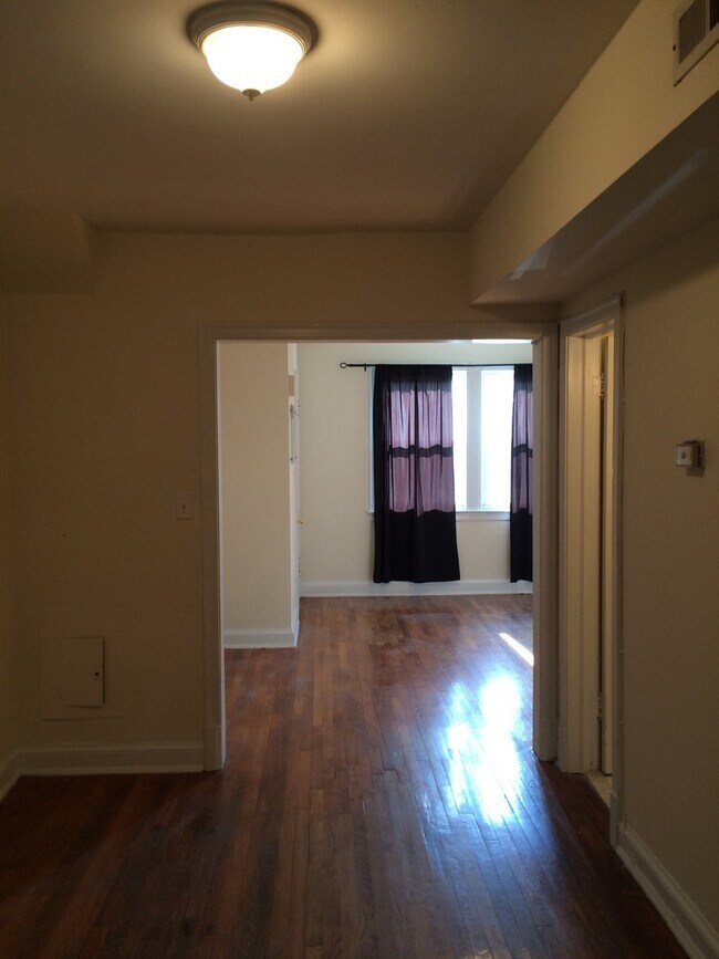 Photo - 1830 Independence Ave SE Unit #1