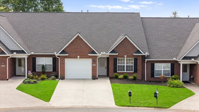 Building Photo - 3504 Oak Villa Way Rental