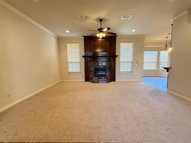 Photo - 620 Summit Crest Ln