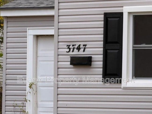 Photo - 3747 Barbarosa Dr