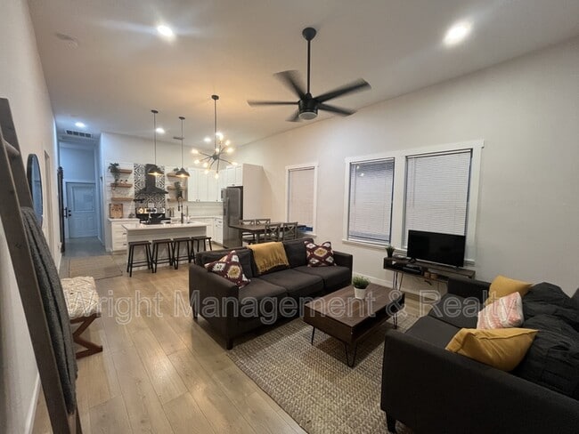 Photo - 1807 E 20th Ave