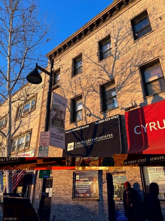 Building Photo - 26-28 Ferry St Unit 1