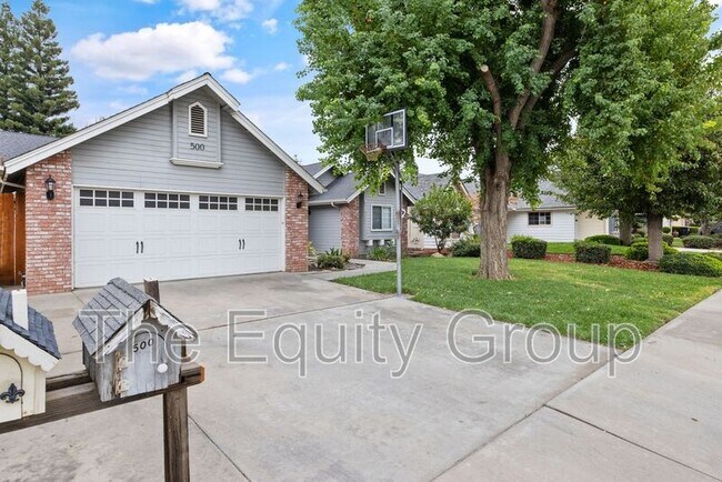 Photo - 500 N Tommy St