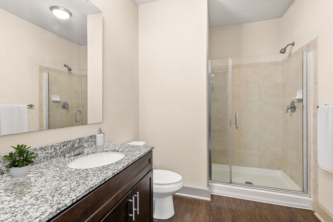 Roswell City Walk - Bathroom