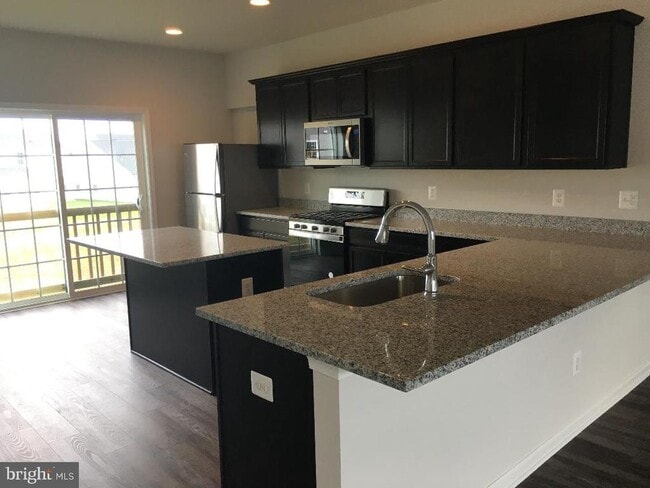 Photo - 145 Jewel Box Dr