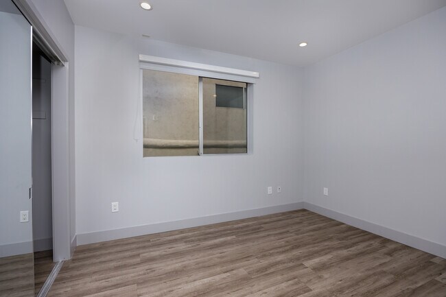 11048 W Olympic Blvd Unit 0101