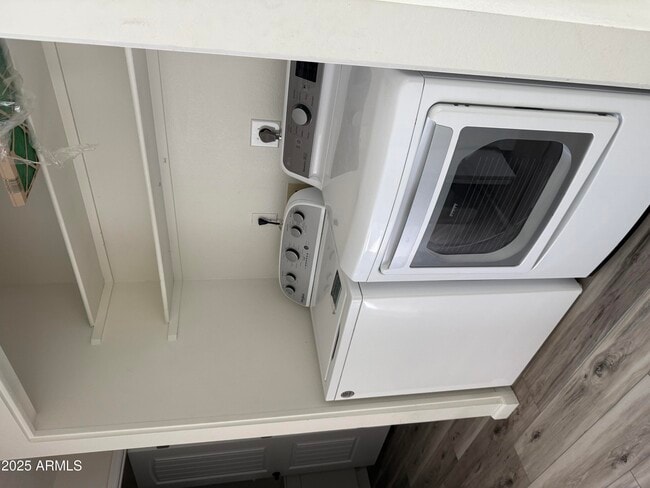 Photo - 13423 E Boston St