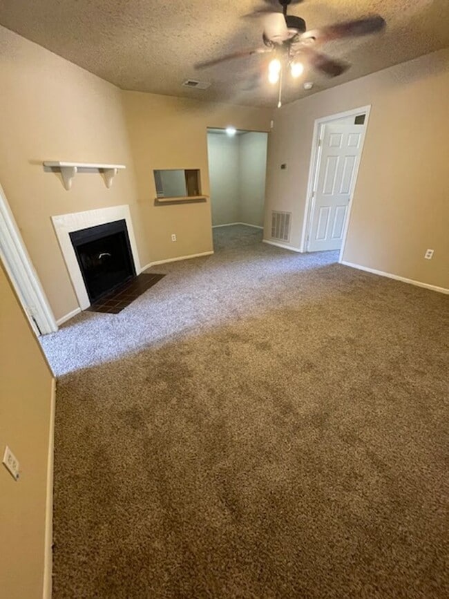 Photo - 843hm Unidad 843D