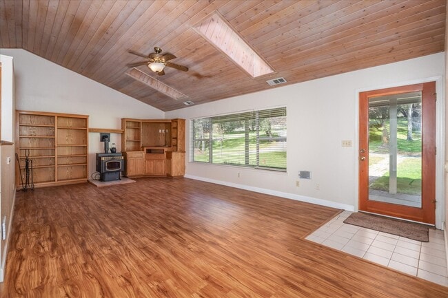 Photo - 51674 Rd 426