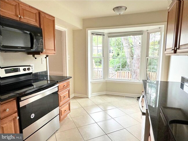 Photo - 208 Commons Dr NW Townhome