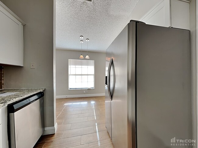 Photo - 10919 Livingston Dr Casa