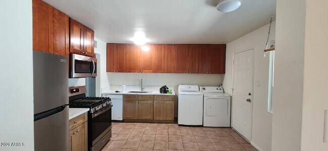 Photo - 1416 E Orange St.