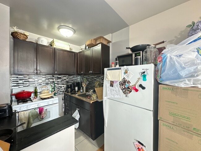 Photo - 5670 N Ridge Ave Unidad S4