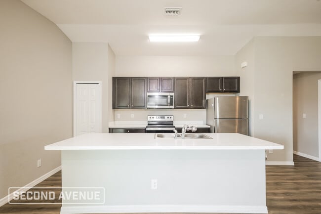 Photo - 930 NE 16th Terrace