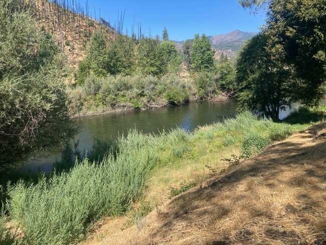 Photo - 38440 CA-299