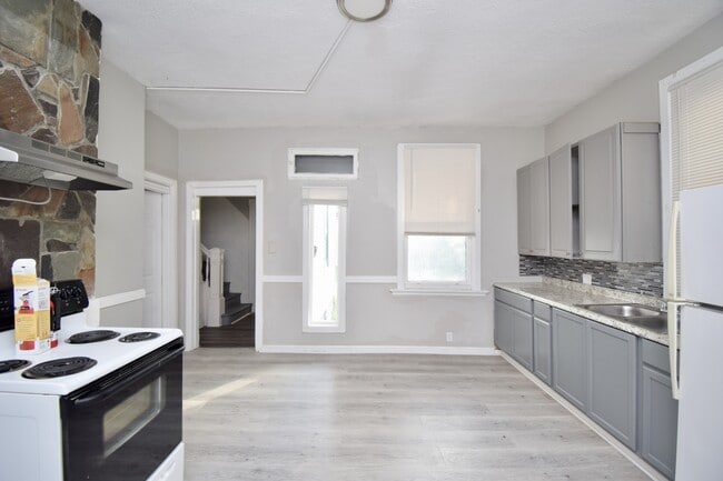 Photo - 1859 Baltimore Ave