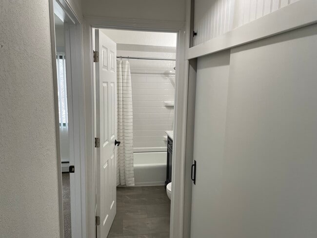 Photo - Saint Clair Apartments