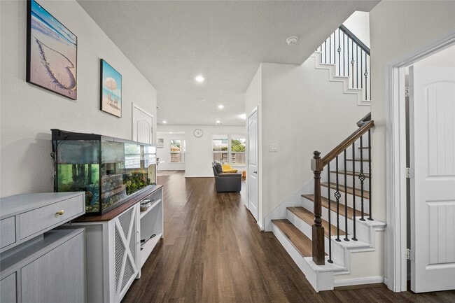 Photo - 5815 River Timber Trl