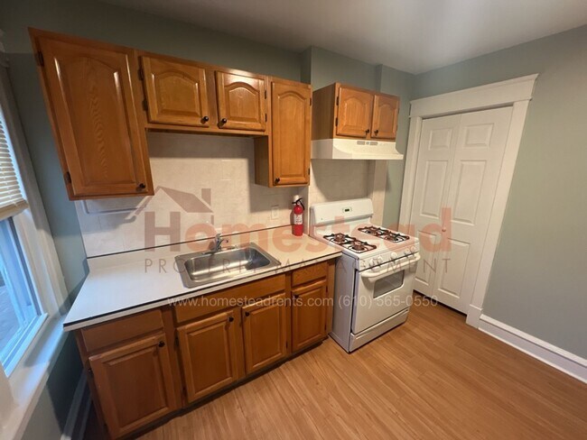 Photo - 30 N Sycamore Ave Unit 2F