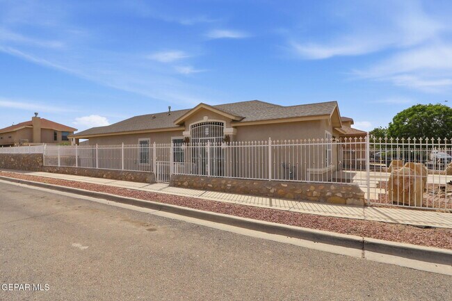 Photo - 13020 Stonington Ln