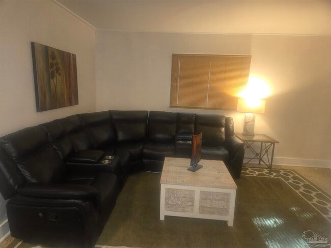 Photo - 1012 W Hernandez St