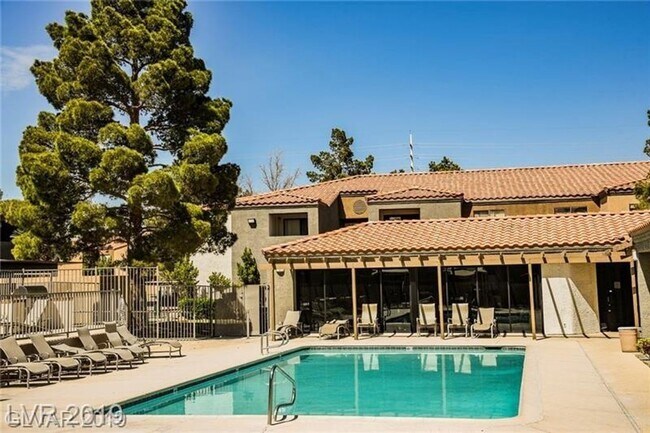 Photo - Desert Shores