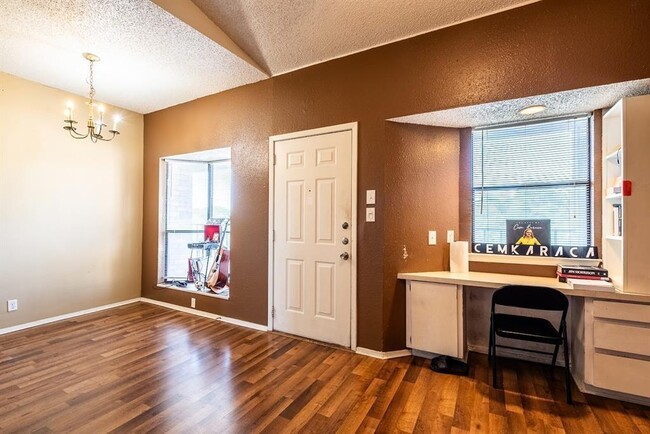 Photo - 3316 Guadalupe St Condo Unit 305