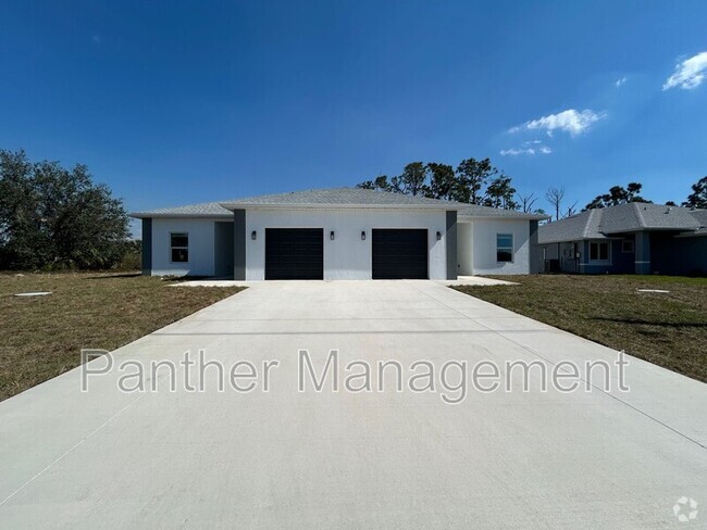 Building Photo - 8432 Agate St Rental