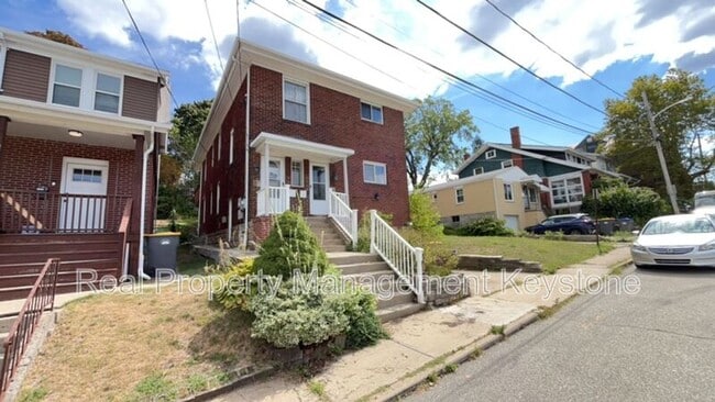 Building Photo - 1428 Park Blvd Rental