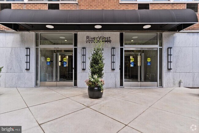 Building Photo - 2101-17 Chestnut St Unit 812 Rental