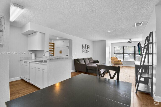 Building Photo - 2866 S University Dr Unit 5105 Rental