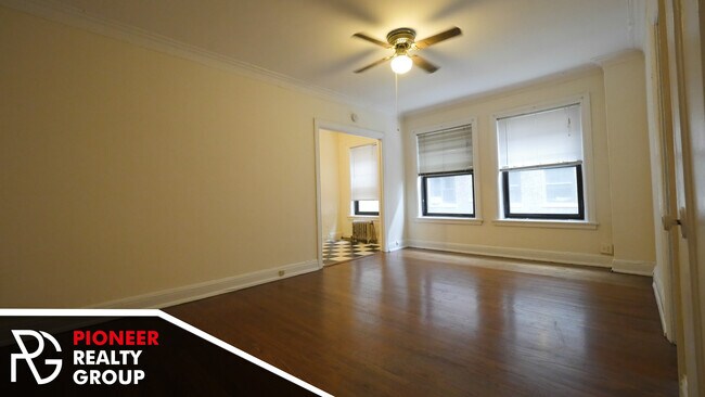 Photo - 522 W Briar Pl Apartments Unit 5C