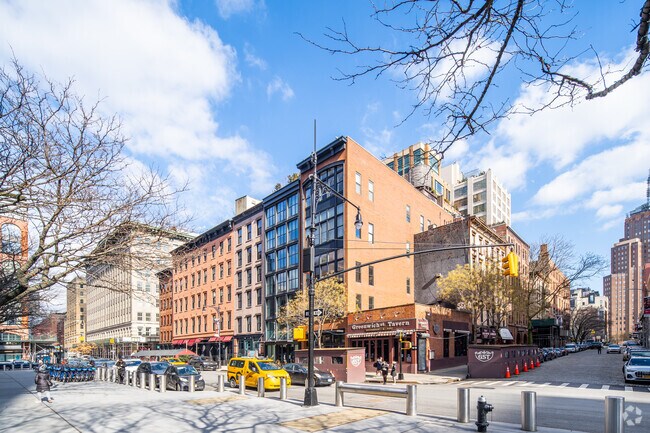 Contexto - 405 Greenwich St