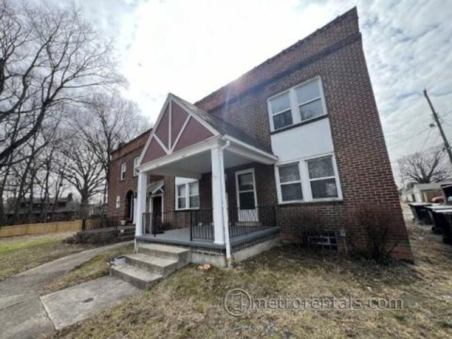 Building Photo - 385-387 Arcadia Avenue Unit 385 Arcadia Avenue Rental