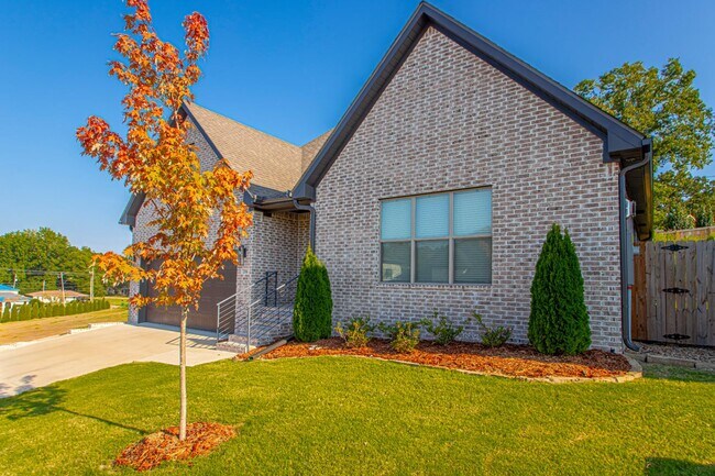 Photo - Newer Construction 3 bed 2 1/2 Bath, 2,015...
