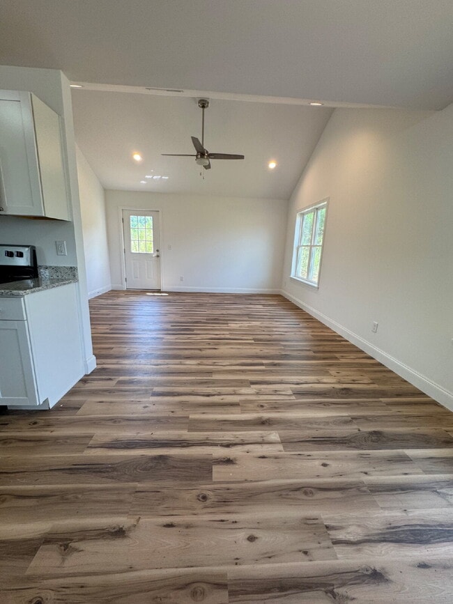 Photo - 380 Quinn Hill Ln