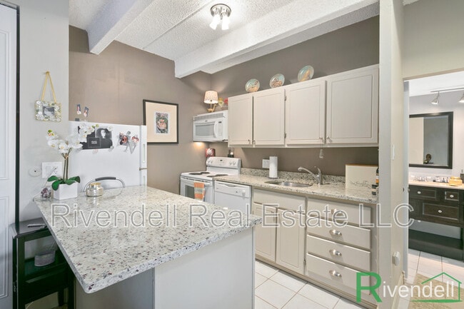 Photo - 130 N Pearl St Unit 1605