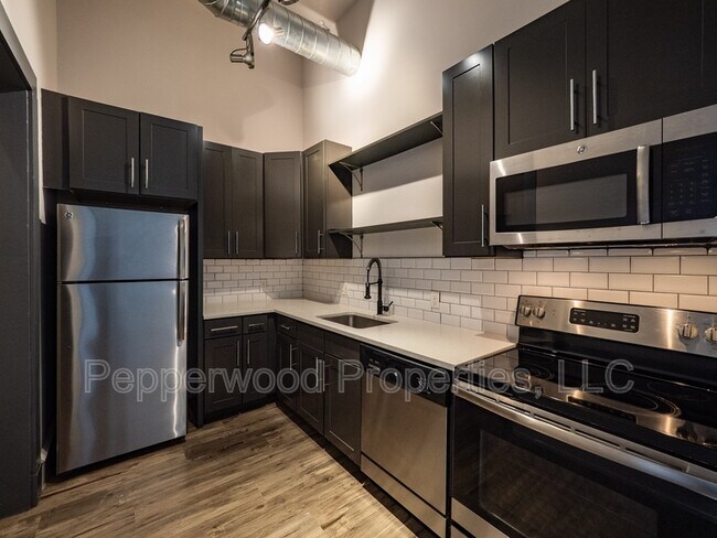 Photo - 600 Magnolia St