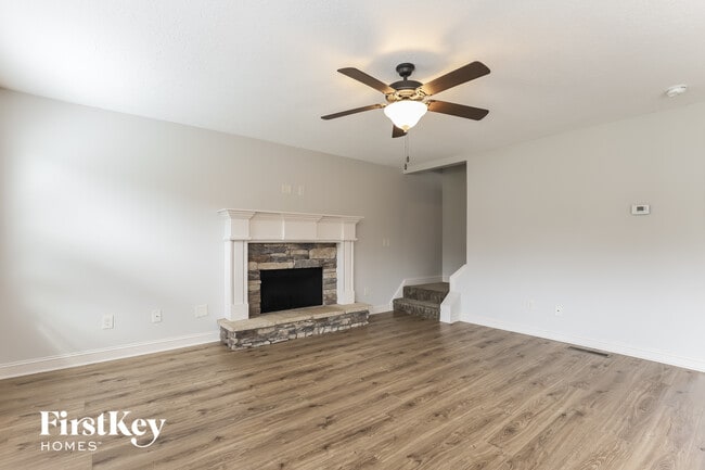 Photo - 537 Cambridge Farms Dr