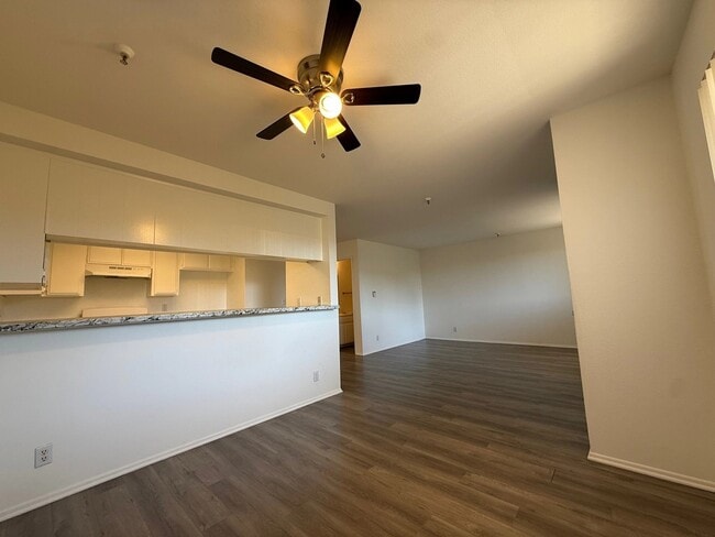 Photo - 14020 Yukon Avenue,