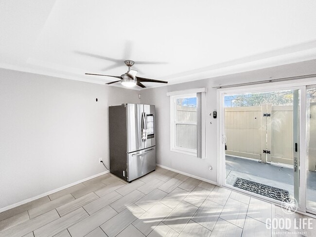 Photo - Stunning 2BD/2BA W/ Updated Kitchen, A/C, ...