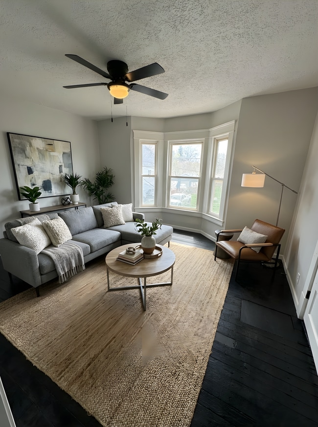 Photo - 3860 E 72nd St