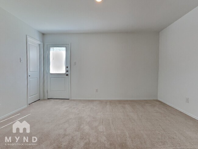 Photo - 147 Sesame Ln