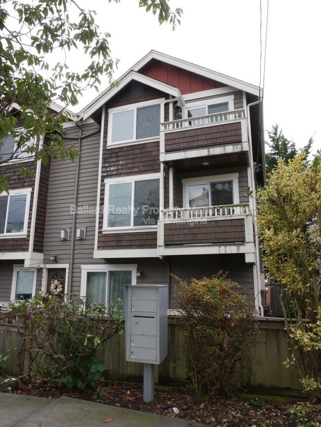 Building Photo - 1415 NW 61st St