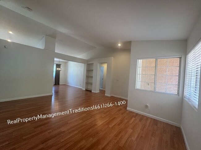 Photo - 3Bed+2 Bath Rancho vista Home