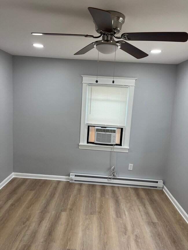 Photo - 257 E Cliveden St Unidad 1