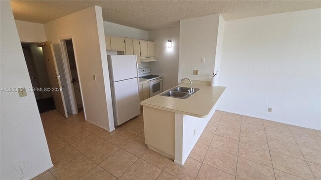 Photo - 2501 Riverside Dr Unit 212-A